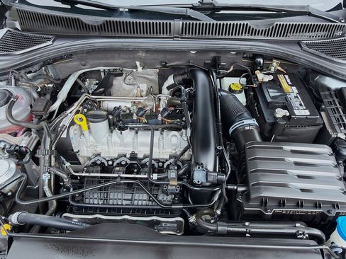 Certified 2021 Volkswagen Jetta S image 34