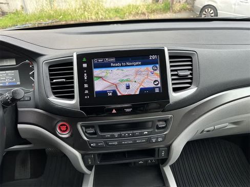 Used 2016 Honda Pilot EX-L image 17