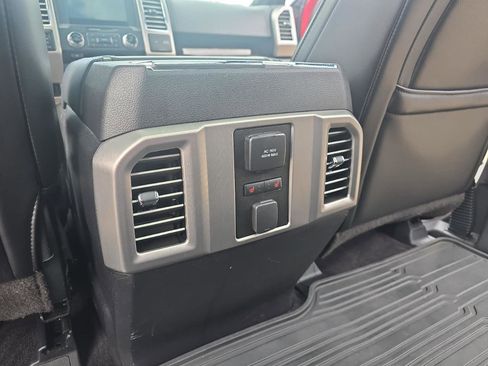 Used 2015 Ford F150 Platinum w/ Equipment Group 701A Luxury AWD/4WD image 21