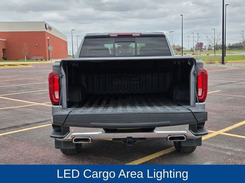 Used 2022 GMC Sierra 1500 SLT w/ SLT Premium Plus Package AWD/4WD image 60