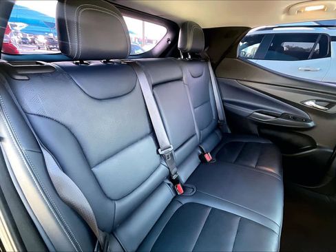Used 2022 Chevrolet Bolt EUV Premier w/ Sun & Sound Package image 20