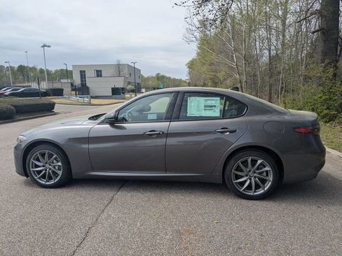 New 2025 Alfa Romeo Giulia AWD w/ Driving Assist Package image 2