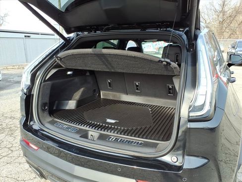 Used 2020 Cadillac XT4 Sport w/ Technology Package image 13