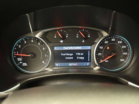 Used 2023 Chevrolet Equinox Premier image 7