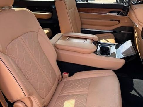 Certified 2024 Jeep Grand Wagoneer L Series III w/ Rear Seat Video Group 1 AWD/4WD image 17
