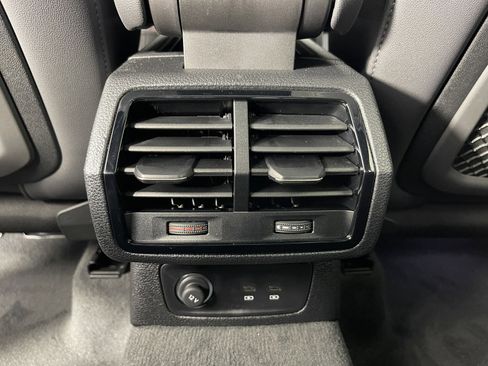 New 2025 Audi Q3 2.0T Premium Plus image 36