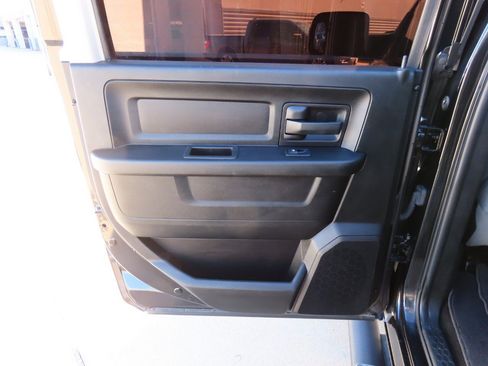 Used 2018 RAM 1500 Express w/ Black Ram 1500 Express Group image 19