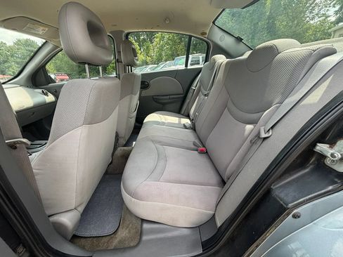 Used 2003 Saturn ION Level 2 w/ Convenience Pkg FWD image 18