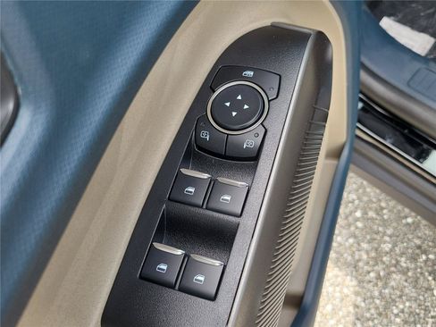 New 2026 Ford Maverick Lariat AWD/4WD image 21