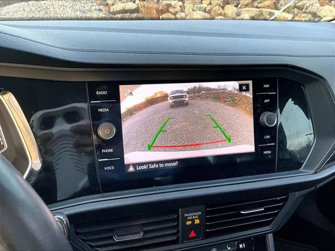 Used 2022 Volkswagen Jetta SEL image 19