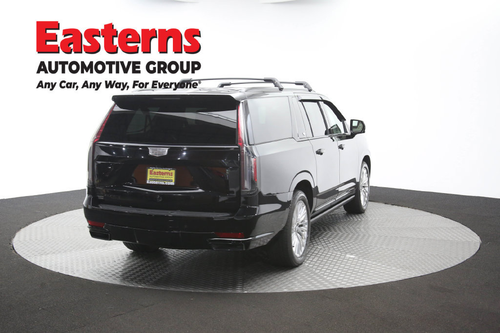 Used 2024 Cadillac Escalade ESV Sport Platinum w/ LPO, ONYX Package AWD/4WD image 48