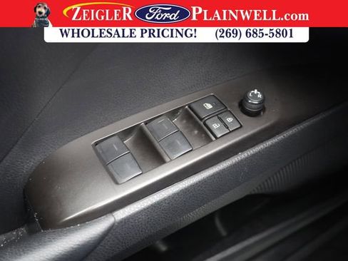 Used 2024 Toyota Camry SE image 24