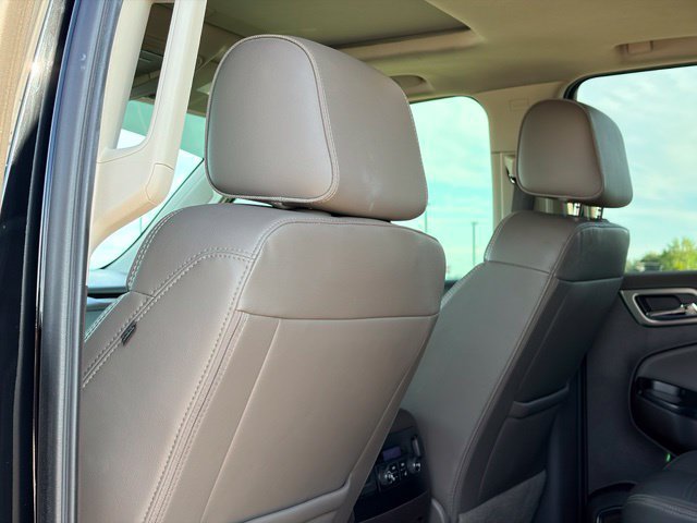 Used 2020 GMC Yukon XL Denali w/ Denali Premium Package AWD/4WD image 22