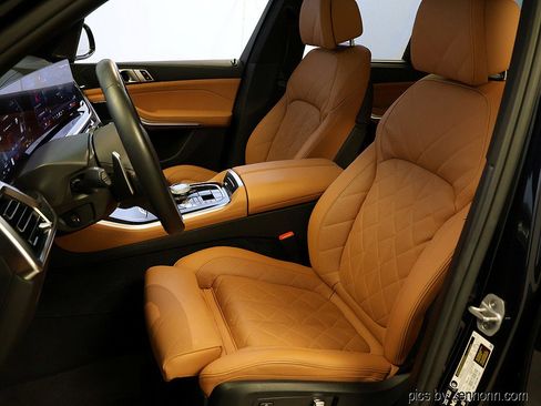 Certified 2026 BMW X5 M60i image 10