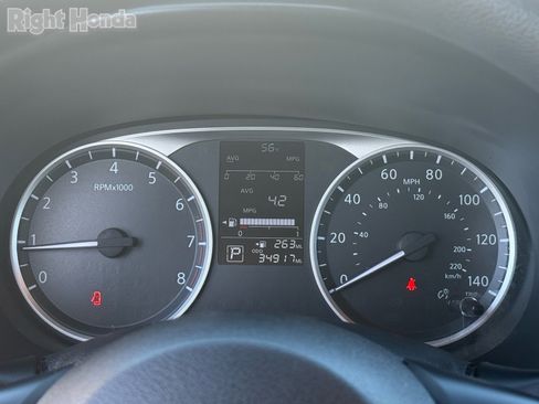 Used 2024 Nissan Kicks S image 18