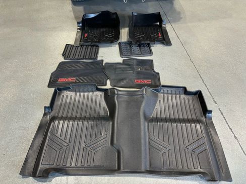 Used 2011 GMC Sierra 3500 Denali image 17