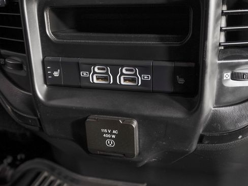 Used 2022 RAM 2500 Limited image 12