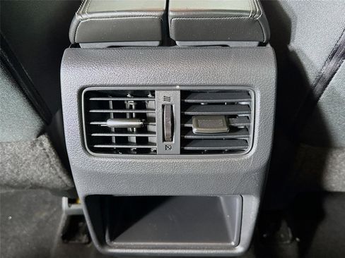 Used 2021 Nissan Rogue S FWD image 24
