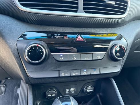 Used 2019 Hyundai Tucson SE image 25