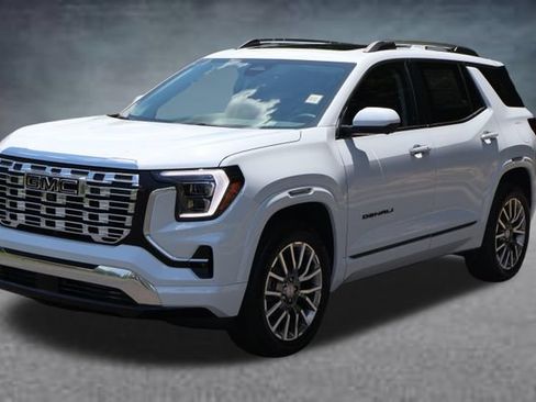 New 2026 GMC Terrain Denali w/ LPO, Black Badging Package AWD/4WD image 25