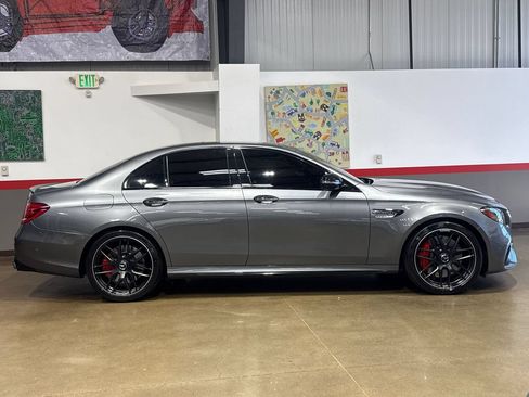 Used 2019 Mercedes-Benz E 63 AMG S image 3