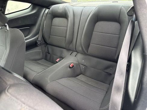 Used 2017 Ford Mustang Coupe image 13