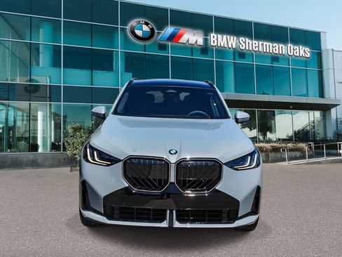 New 2026 BMW X3 xDrive30 w/ M Sport Package AWD/4WD image 2