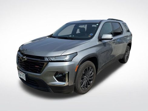 Used 2023 Chevrolet Traverse RS w/ LPO, Floor Liner Package AWD/4WD image 2