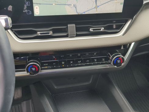 Used 2026 Chevrolet Equinox LT w/ Convenience Package II image 20