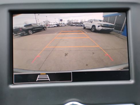 Used 2024 Chevrolet Equinox LT FWD image 6
