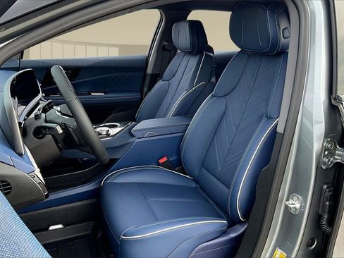 New 2026 Cadillac Optiq Sport 2 w/ LPO, Floor Liner Package image 9