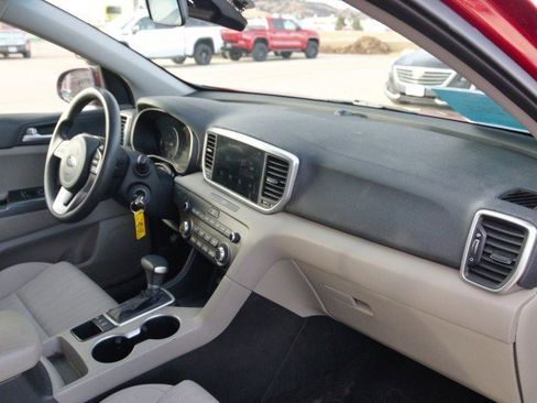 Used 2020 Kia Sportage LX image 28