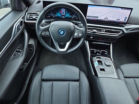Used 2024 BMW i4 xDrive40i image 14