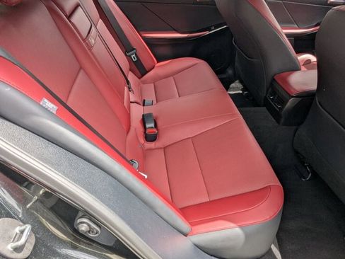 Used 2025 Lexus IS 350 F Sport RWD image 19