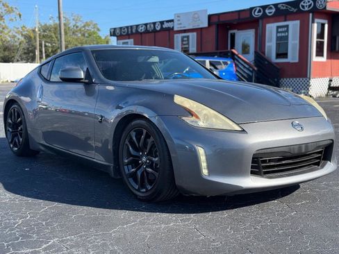 Used 2016 Nissan 370Z Touring image 5