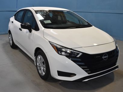 New 2025 Nissan Versa S w/ Trunk Package