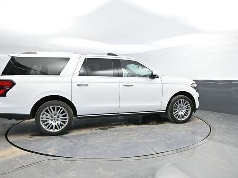 Used 2024 Ford Expedition Max Limited image 8