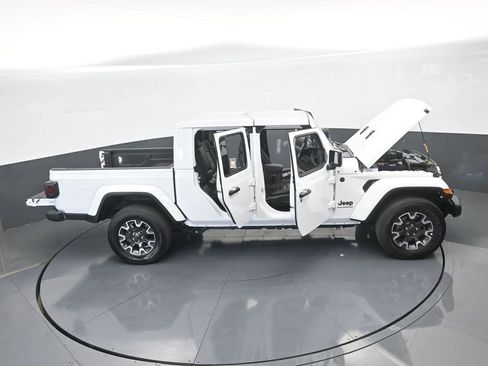 Used 2024 Jeep Gladiator Sport w/ Premium Package image 73