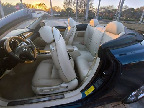 Used 2004 Lexus SC 430 Convertible RWD image 22