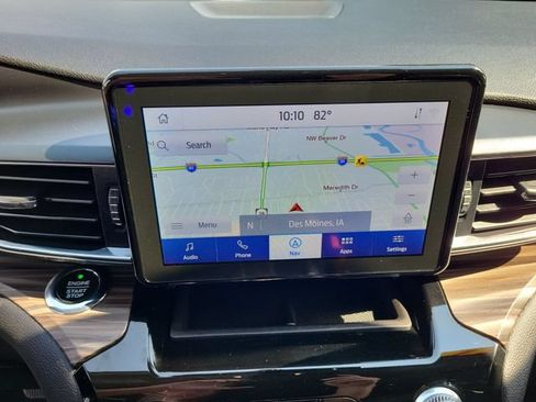 Used 2021 Ford Explorer Limited w/ Hybrid Equipment Group 310A AWD/4WD image 22