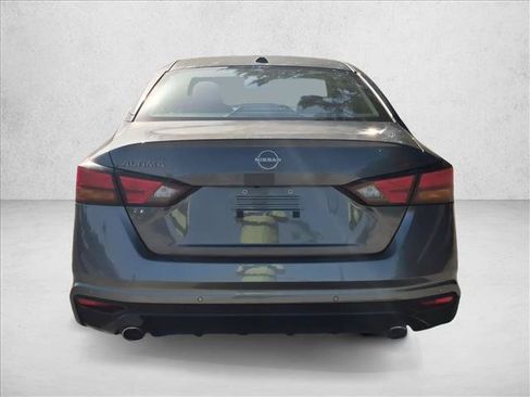 New 2026 Nissan Altima 2.5 SR FWD image 7