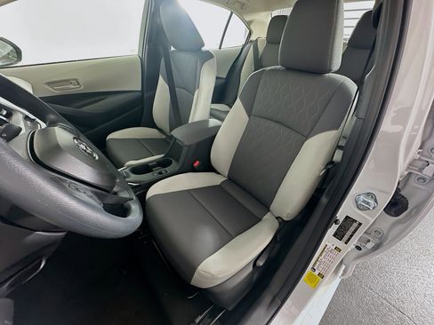 Used 2026 Toyota Corolla LE image 13