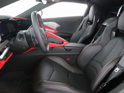 Used 2024 Chevrolet Corvette Stingray Premium Cpe image 16