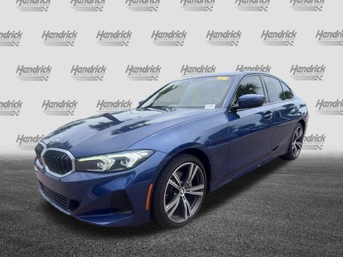 Used 2023 BMW 330i Sedan w/ Driving Assistance Package RWD image 5