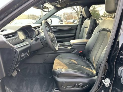 Used 2024 Jeep Grand Cherokee L Altitude image 17