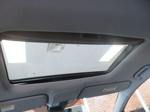 Used 2024 Honda Odyssey EX-L image 49