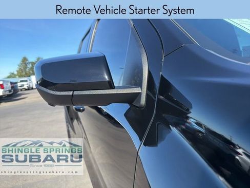 Used 2023 GMC Canyon AT4 w/ AT4 Premium Package AWD/4WD image 15
