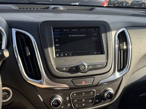 Used 2019 Chevrolet Equinox LT image 28