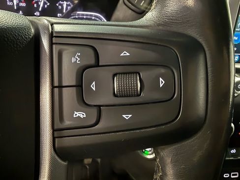 Used 2022 GMC Sierra 1500 SLE image 13
