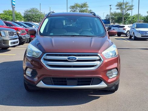 Used 2018 Ford Escape SE w/ Ford Safe & Smart Package FWD image 26